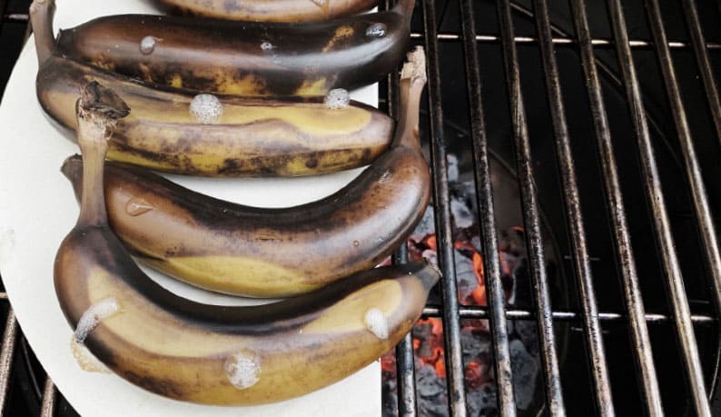 Bananes cuisson indirecte au kamado