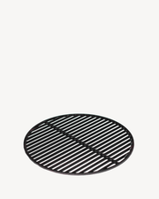 Round cast iron grill for kamado