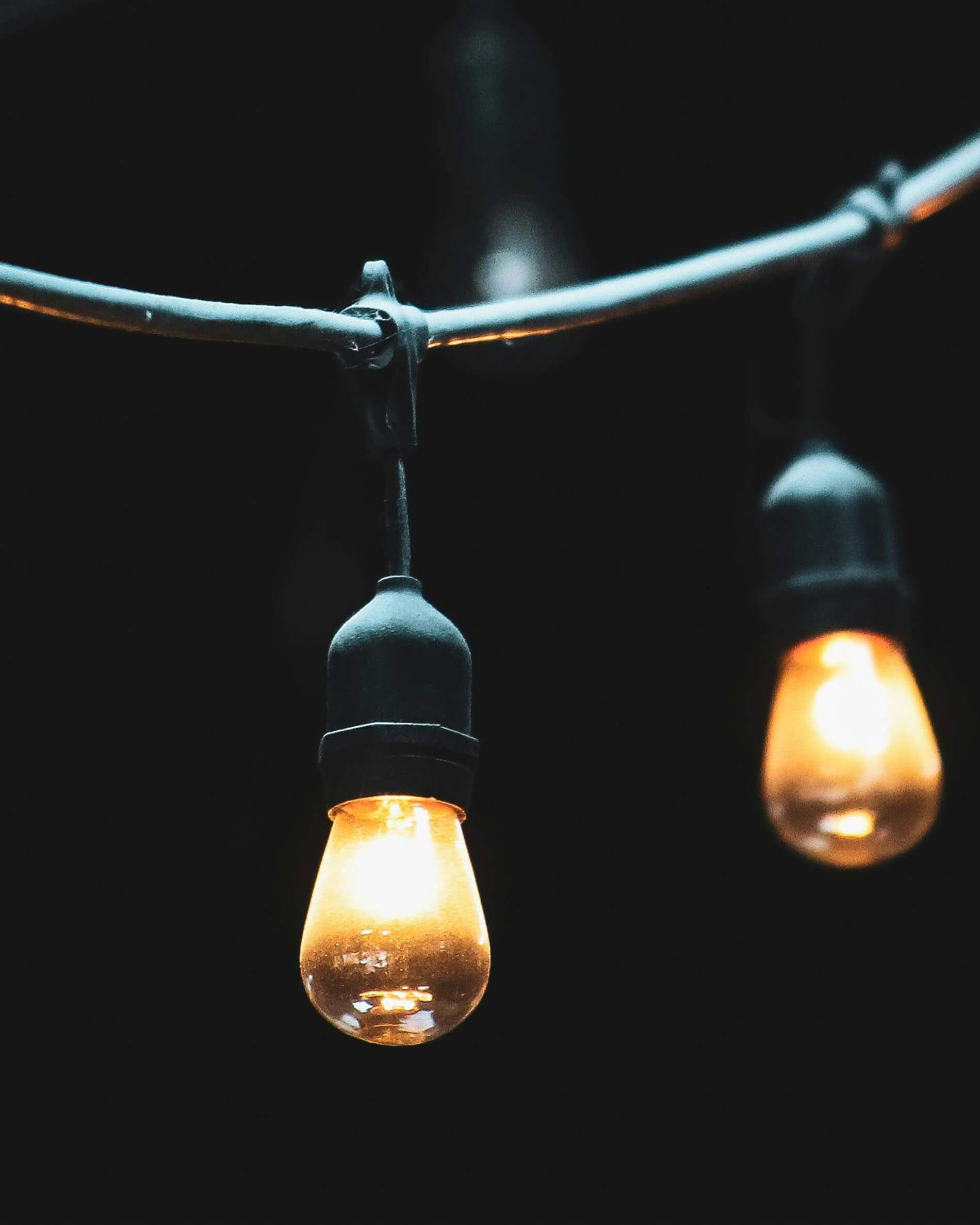 Filament drop string lights